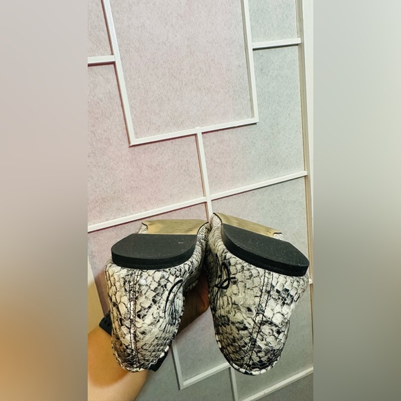 Adorable Ballet Flats - Python/Snakeskin Color - Picture 11 of 12